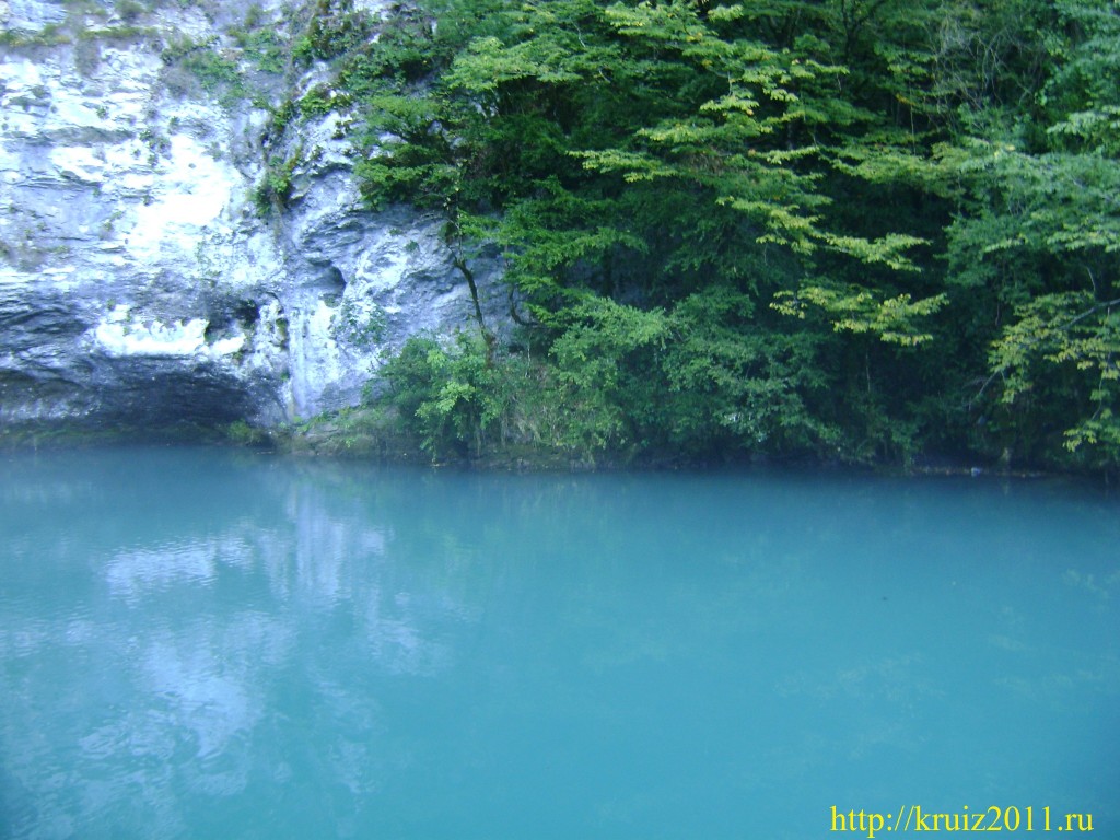 Фото Абхазия. Голубое озеро